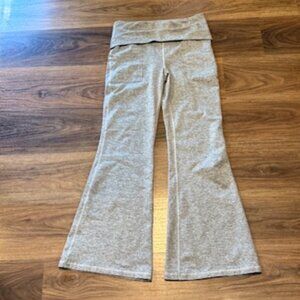 Aerie Offline The Hugger Flare Foldover Hi Rise Gray Leggings Women Sz L Pocket